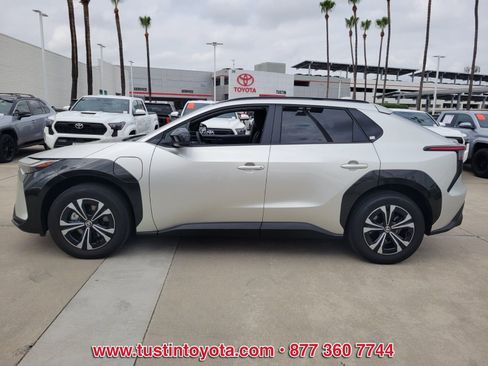 Certified 2025 Toyota bZ4X FWD w/ Weather Package image 7