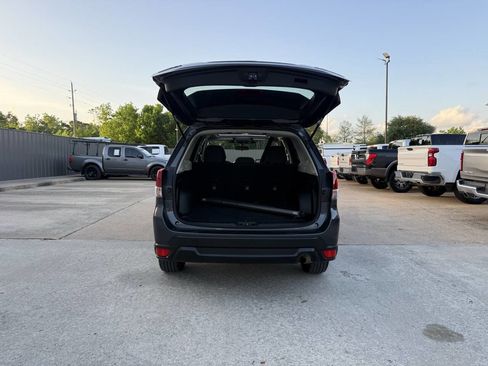 Used 2022 Subaru Forester Premium AWD/4WD image 40