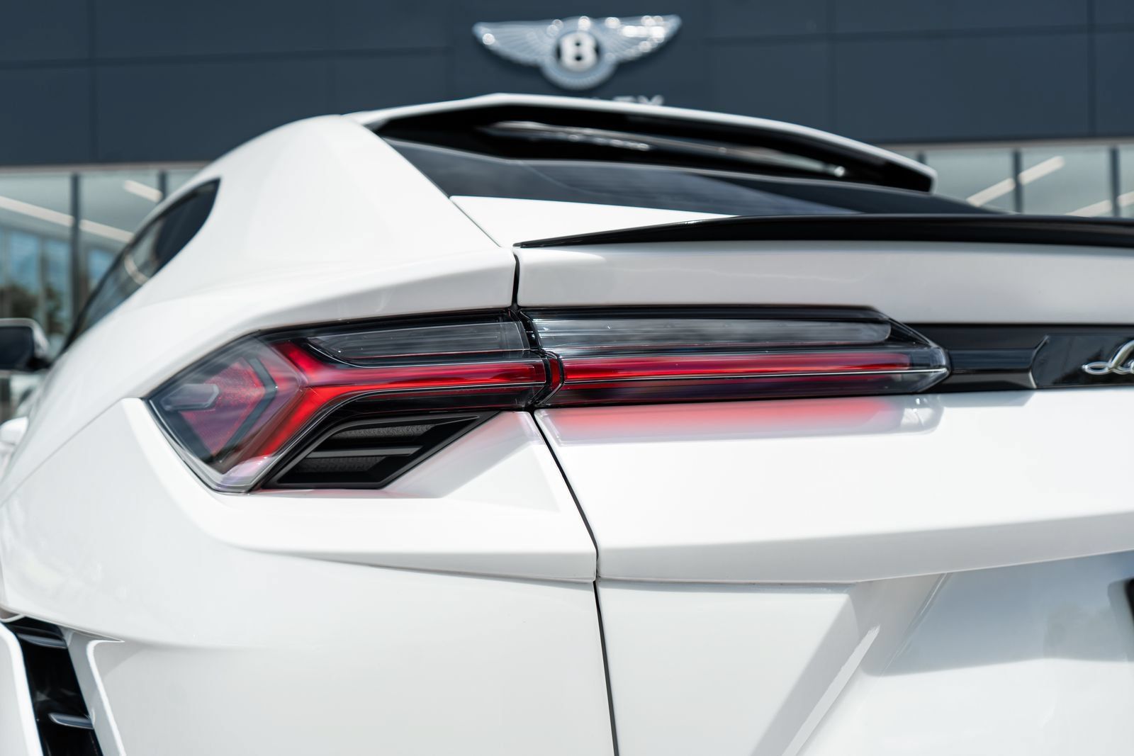 Used 2024 Lamborghini Urus S AWD/4WD image 10