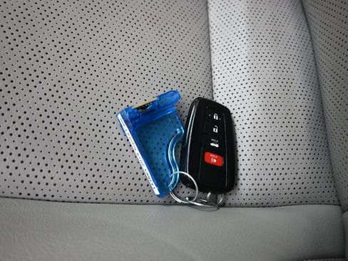 Used 2019 Toyota Camry XSE image 49