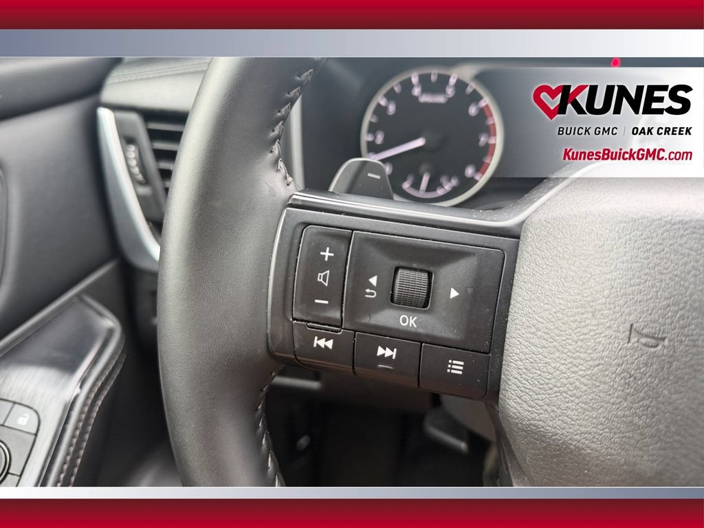 Used 2026 Nissan Rogue SV AWD/4WD image 17