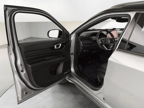 Certified 2022 Jeep Compass High Altitude image 16