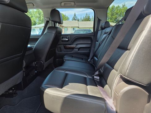 Used 2019 GMC Sierra 2500 SLT w/ Duramax Plus Package AWD/4WD image 26