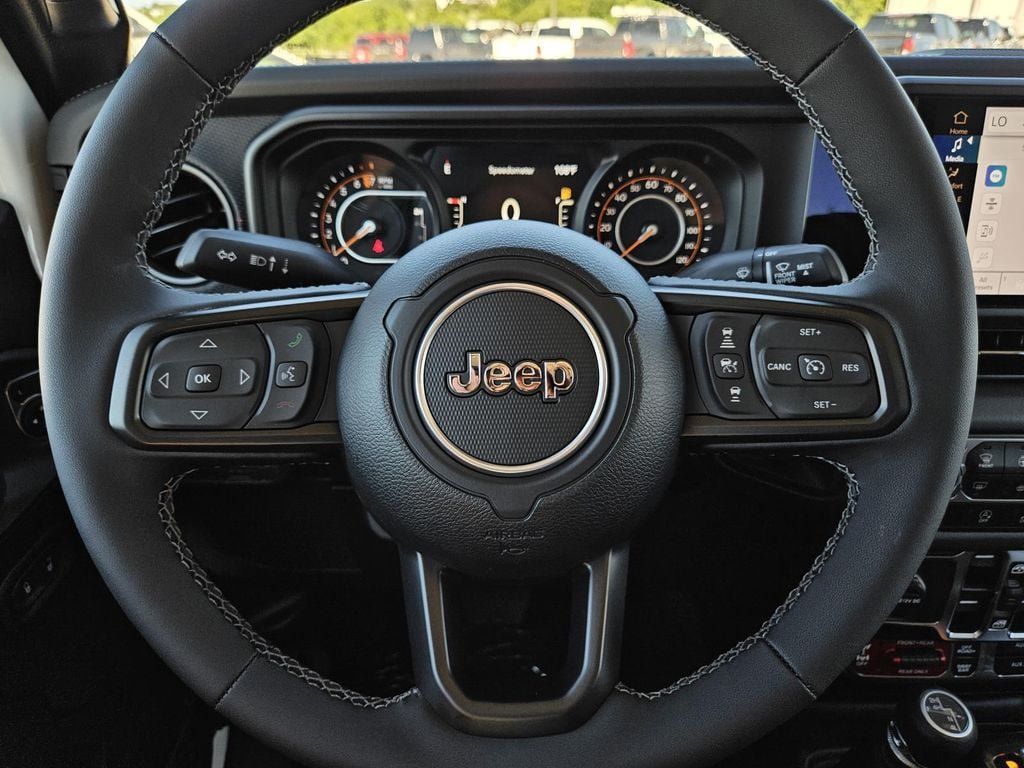 New 2025 Jeep Gladiator Rubicon w/ Convenience Group AWD/4WD image 7