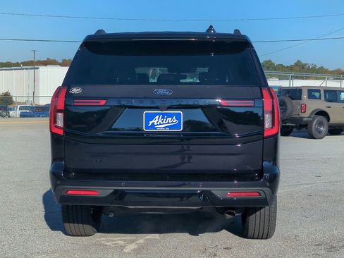 New 2025 Ford Expedition Platinum w/ Stealth Performance Package image 4