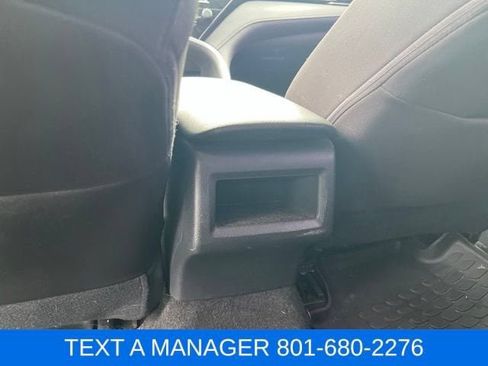 Used 2020 Toyota Camry LE FWD image 28