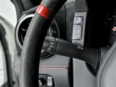 Used 2020 Nissan GT-R NISMO AWD/4WD image 24