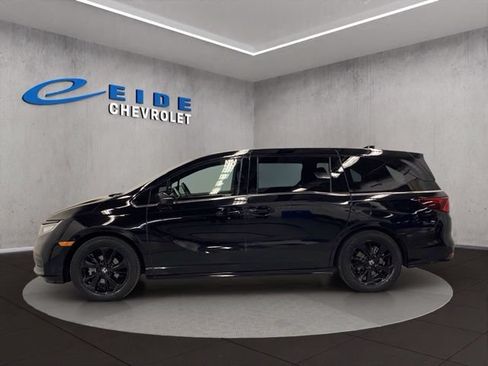 Used 2024 Honda Odyssey Sport image 12
