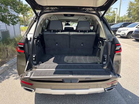 Used 2026 BMW X7 xDrive40i AWD/4WD image 11