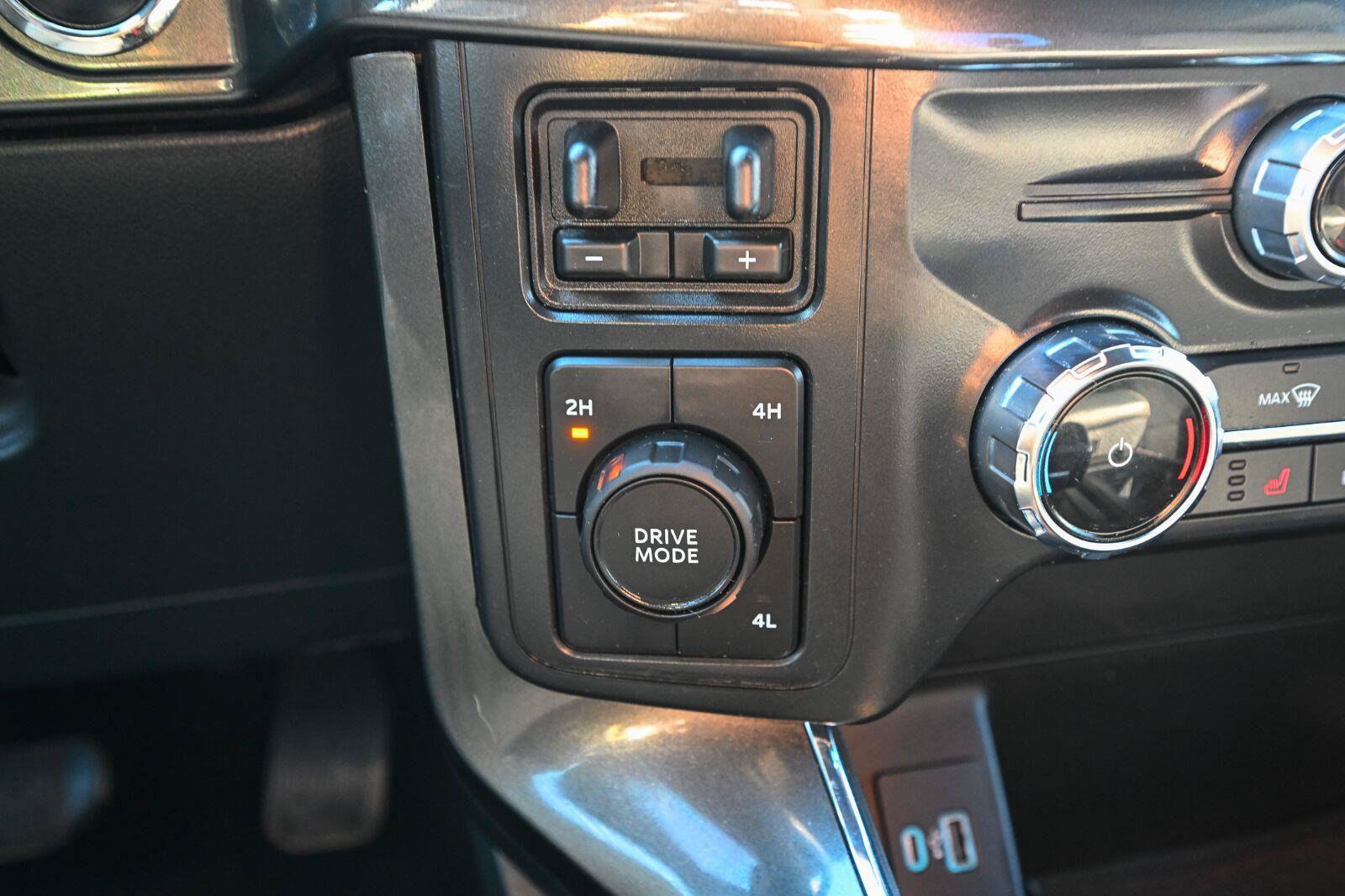 Used 2022 Ford F150 XLT w/ Equipment Group 302A High AWD/4WD image 36