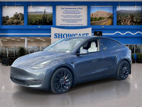 Used 2022 Tesla Model Y Performance AWD/4WD image 2