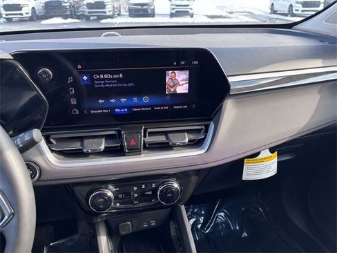 Used 2026 Chevrolet TrailBlazer LT w/ Convenience Package image 21