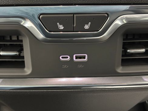New 2026 GMC Sierra 1500 Denali AWD/4WD image 9
