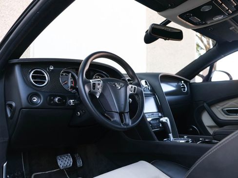 Used 2015 Bentley Continental GT V8 S image 21