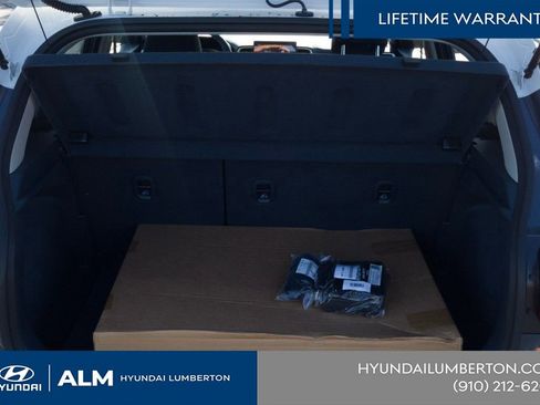 New 2026 Hyundai Venue SEL FWD image 9