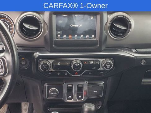 Used 2022 Jeep Wrangler Sport AWD/4WD image 29