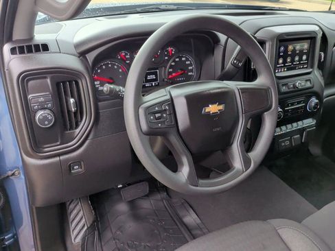 Used 2024 Chevrolet Silverado 1500 Custom image 14