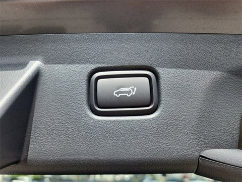 New 2025 Hyundai Tucson SEL image 9