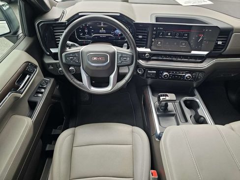 Used 2025 GMC Sierra 1500 SLT w/ SLT Premium Package AWD/4WD image 16