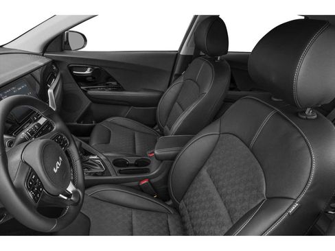 Certified 2022 Kia Niro LXS image 6