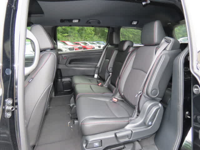New 2027 Honda Odyssey Sport-L image 14