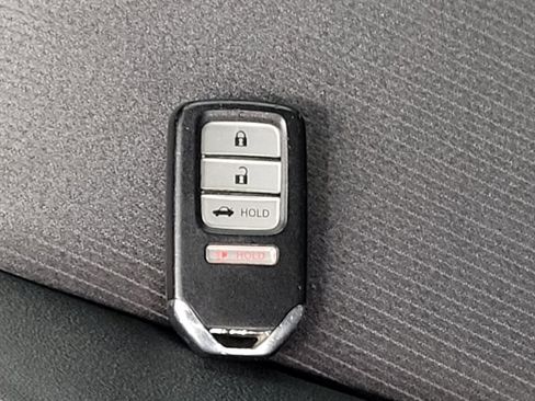 Used 2018 Honda Accord LX image 32