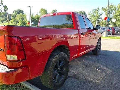 Used 2018 RAM 1500 Express w/ Express Value Package AWD/4WD image 9