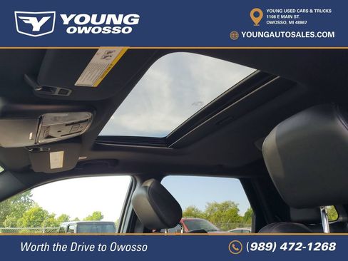 Used 2024 Dodge Durango GT AWD/4WD image 9
