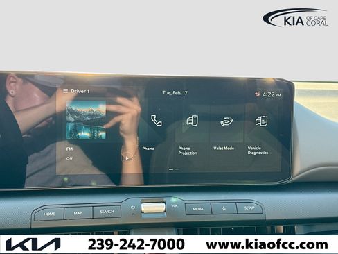 New 2025 Kia K4 LXS image 28