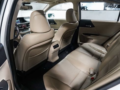 Used 2014 Honda Accord EX-L image 19