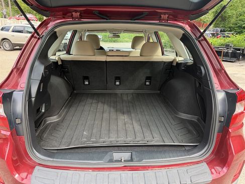Used 2017 Subaru Outback 2.5i AWD/4WD image 11