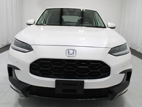 Used 2024 Honda HR-V EX-L image 3