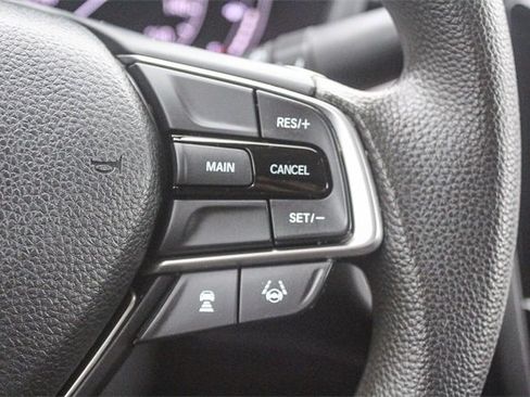 Used 2019 Honda Insight LX image 32