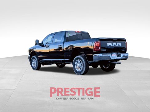 New 2025 RAM 2500 Big Horn AWD/4WD image 7