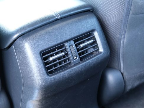 Used 2017 Honda Accord EX image 18