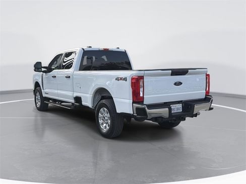 Used 2024 Ford F250 XLT image 5