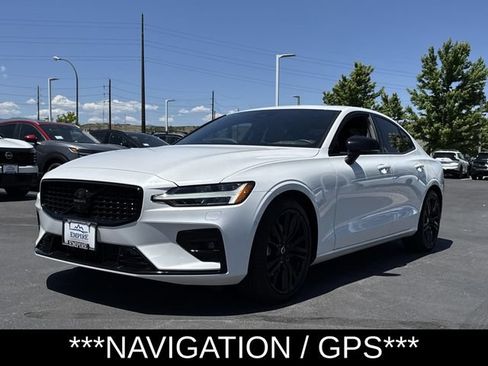 Used 2024 Volvo S60 B5 Plus w/ Climate Package AWD/4WD image 6