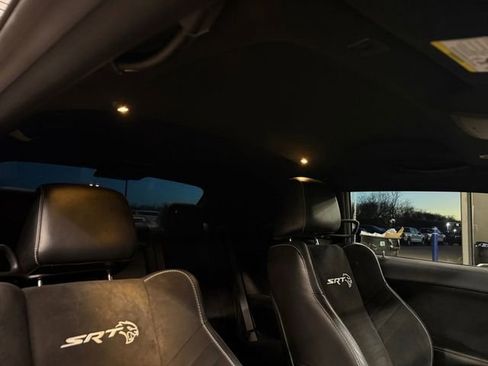 Used 2019 Dodge Challenger SRT Hellcat image 7