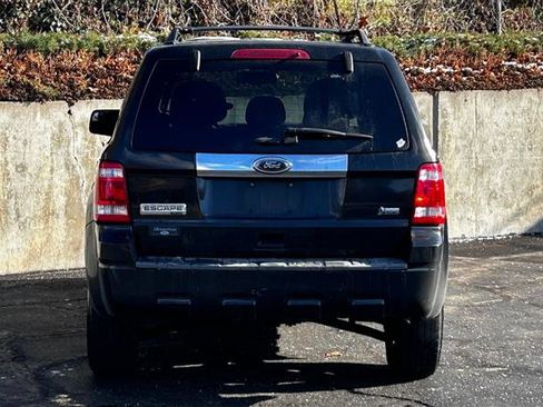 Used 2011 Ford Escape Limited w/ 301A Rapid Spec Order Code image 4