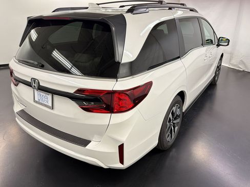 New 2026 Honda Odyssey EX-L image 9