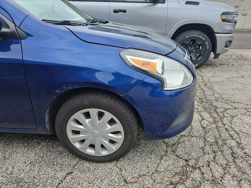 Used 2018 Nissan Versa SV FWD image 15