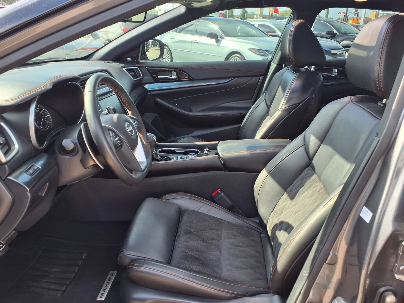 Used 2023 Nissan Maxima SR w/ Sport Mat Group FWD image 25