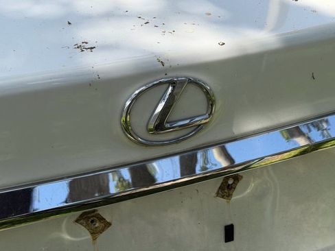 Used 2017 Lexus ES 350 w/ Accessory Package FWD image 4