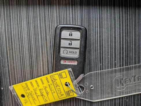 Used 2017 Honda Ridgeline RTL-T image 33