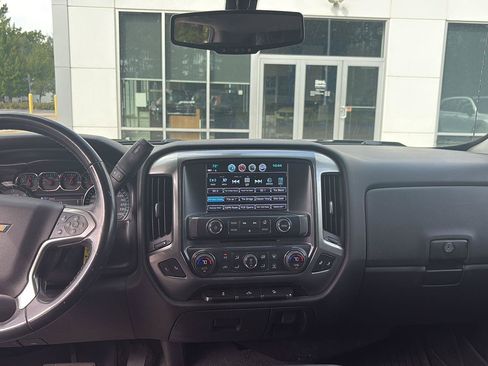 Used 2019 Chevrolet Silverado 1500 LT w/ All Star Edition AWD/4WD image 17