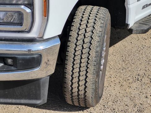 Used 2024 Ford F250 Lariat image 11