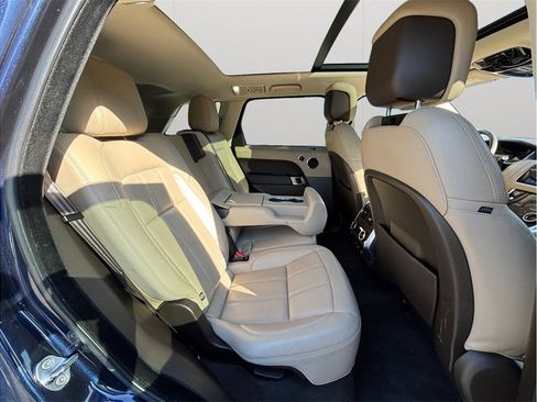 Used 2019 Land Rover Range Rover Sport HSE AWD/4WD image 40