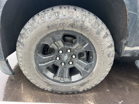 Used 2018 Chevrolet Tahoe LS image 5