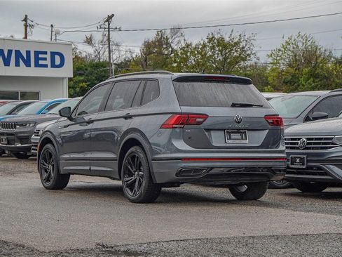 New 2024 Volkswagen Tiguan SE R-Line image 5