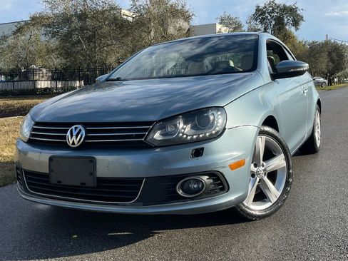 Used 2012 Volkswagen Eos Lux w/ Tech Pkg image 3